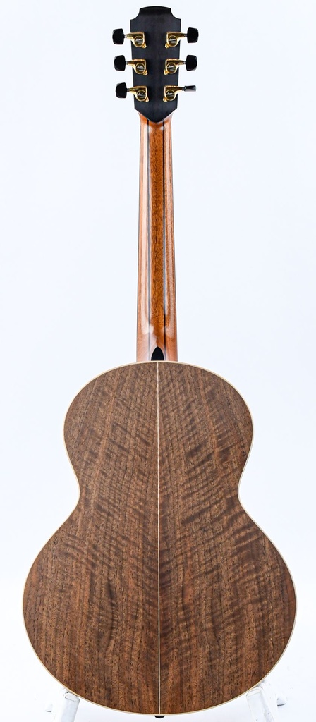 Lowden S35 Alpine Spruce Walnut 2023-8.jpg