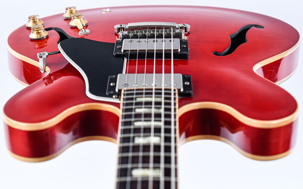 Gibson Memphis ES335 Traditional Cherry 2016-12.jpg