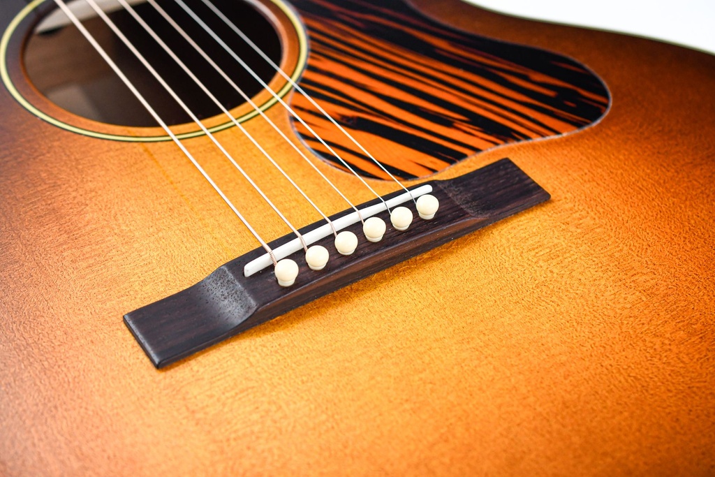 Iris ND200 Flamed Maple Relic-10.jpg