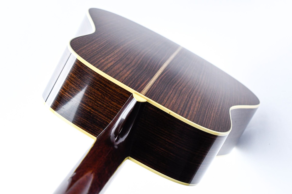 Martin Custom Shop D28 1937 Vintage Low Gloss Stage 1 Aging 2021-9.jpg