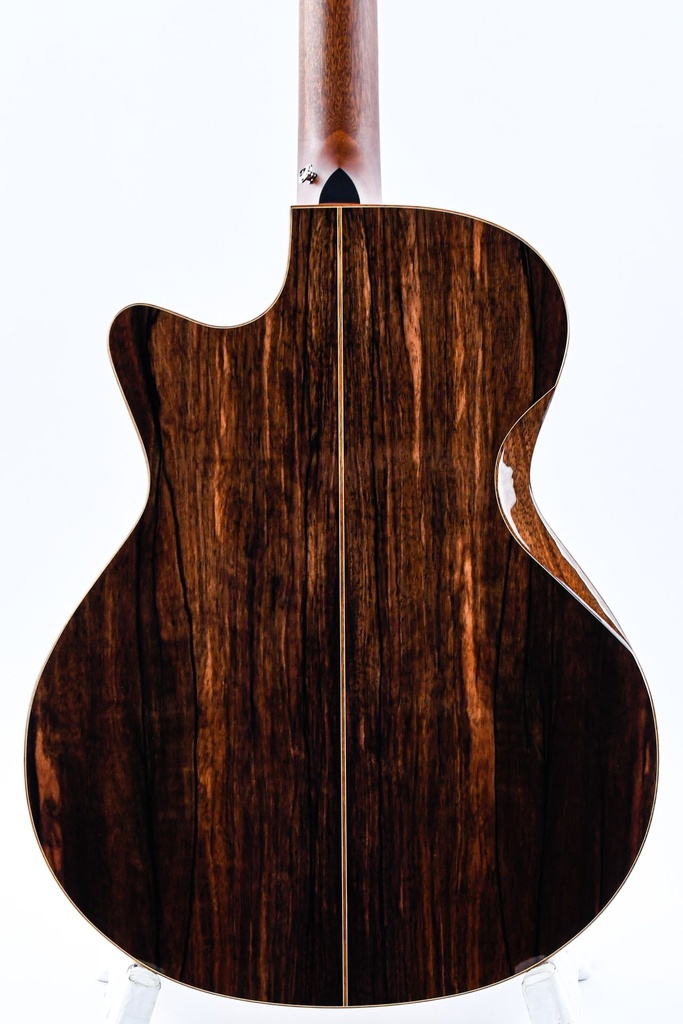 Furch Red Deluxe GC LI Alpine Spruce Malaysian Blackwood-6.jpg