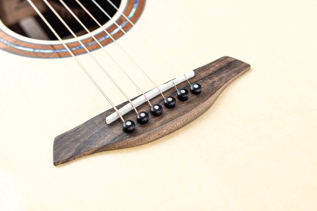 Furch Red Deluxe GC LI Alpine Spruce Malaysian Blackwood-12.jpg