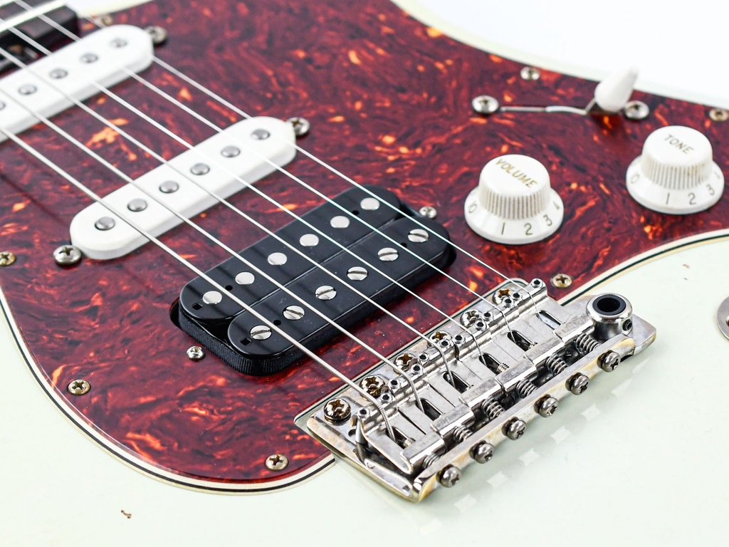 [1095] Iconic Solano Studio Series SJC04 John Cruz Olympic White Over 3TB-11.jpg