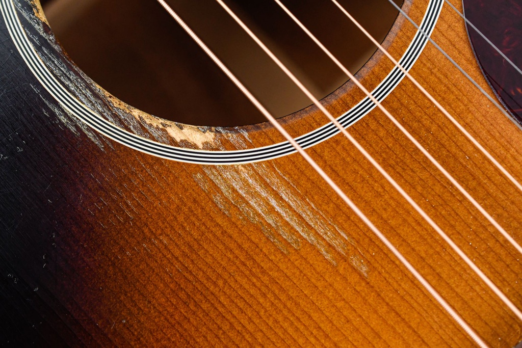 Gibson 1942 Banner J-45 Heavy Aged-13.jpg