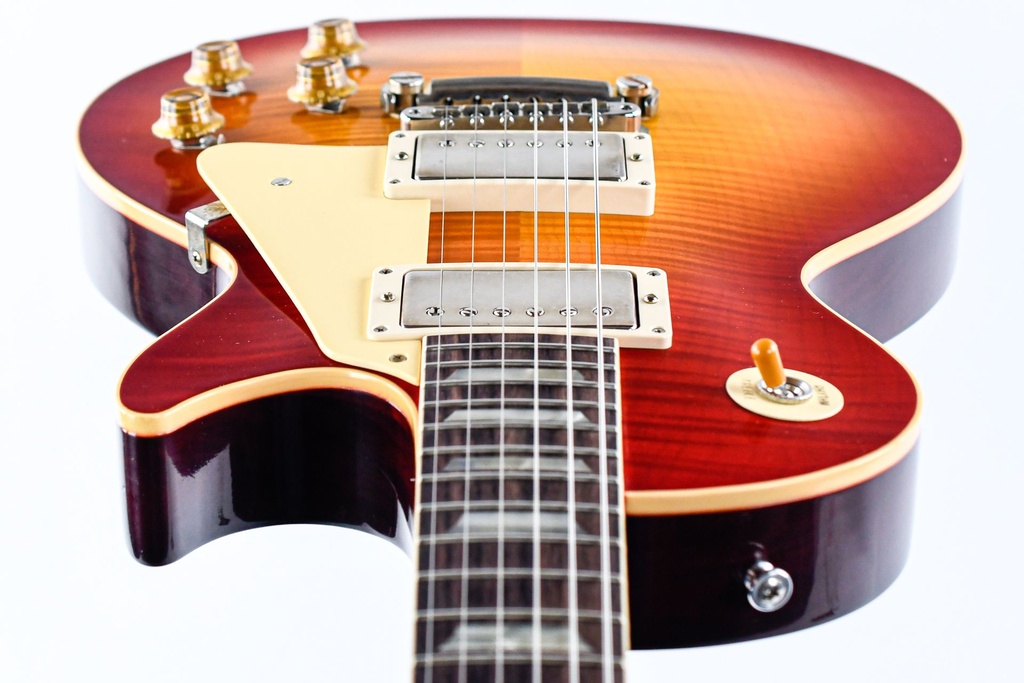 Gibson 1959 Les Paul Standard Reissue VOS Washed Cherry Sunburst-10.jpg
