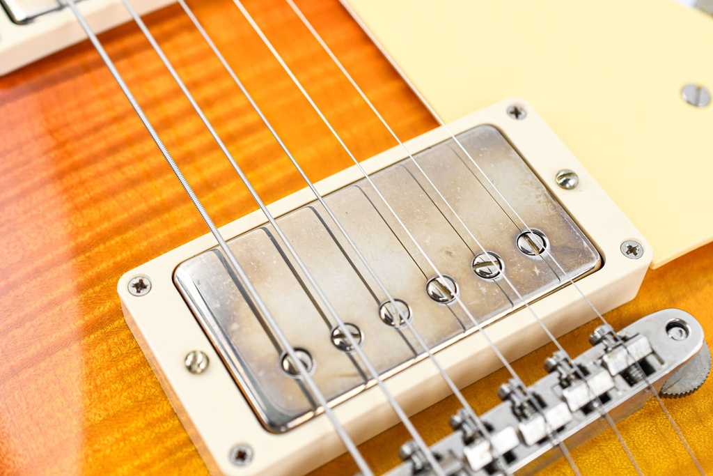 Gibson 1959 Les Paul Standard Reissue VOS Washed Cherry Sunburst-14.jpg