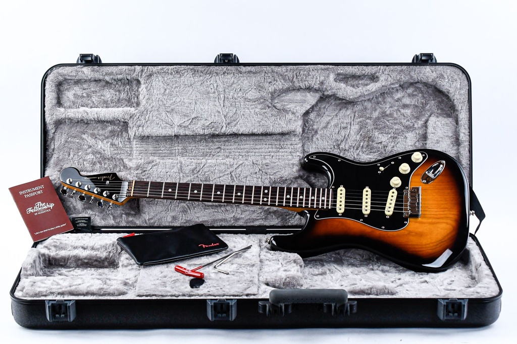 Fender American Ultra Luxe Stratocaster 3 Tone Sunburst  2022-1.jpg