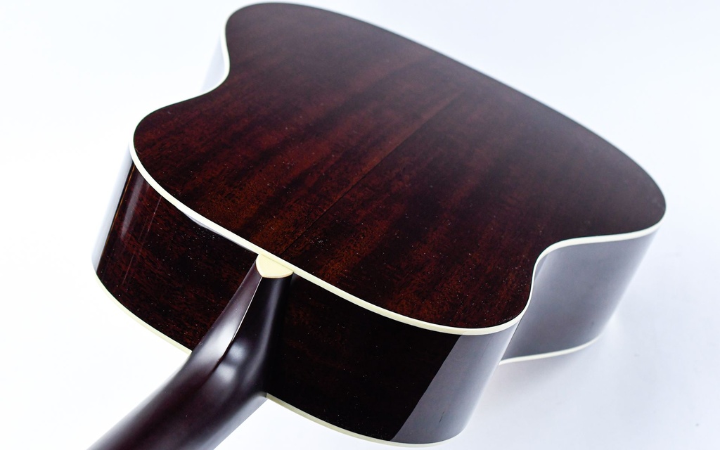 Santa Cruz Vintage Jumbo-9.jpg