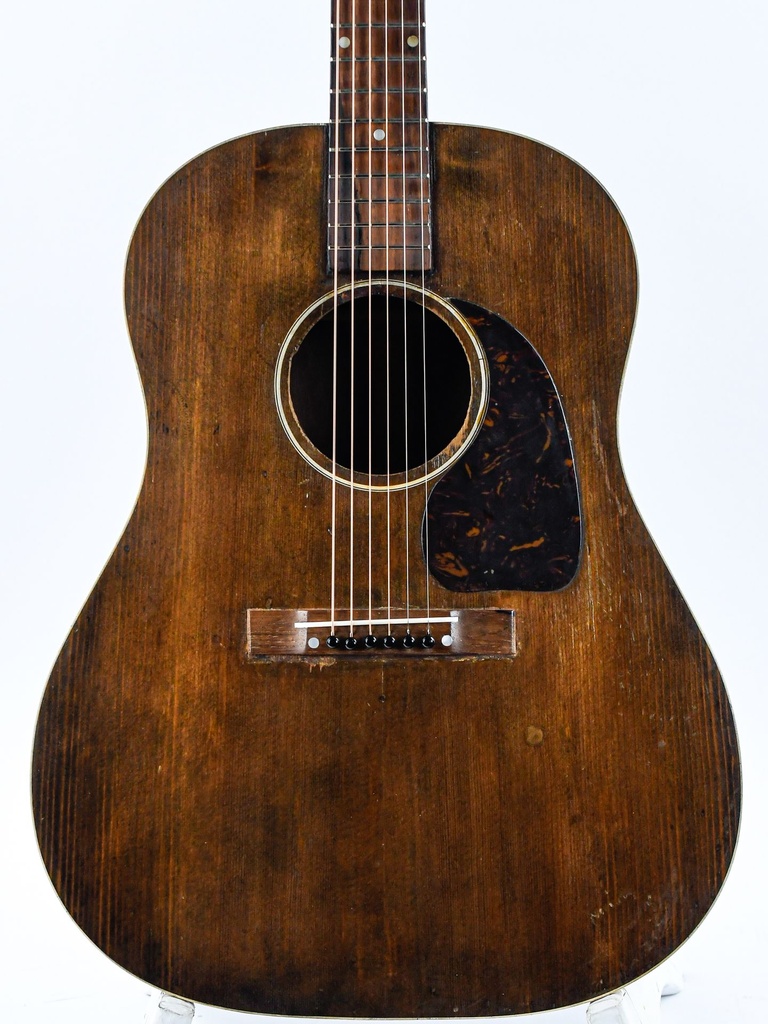 Gibson J45 Script Logo 1946-3.jpg