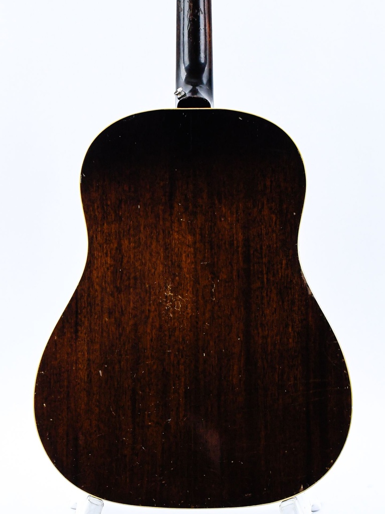 Gibson J50 1965-6.jpg