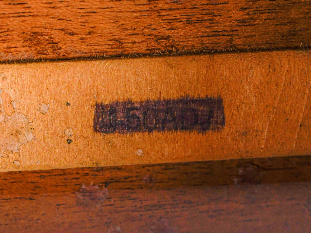 Gibson J50 1965-12.jpg