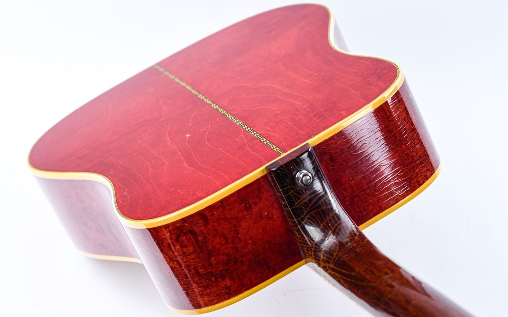 Gibson Dove 1968-9.jpg