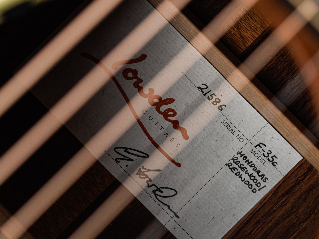 Lowden F35C Honduras Rosewood Redwood 2017-13.jpg