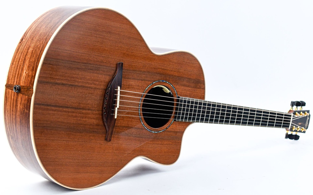 Lowden F35C Honduras Rosewood Redwood 2017-12.jpg
