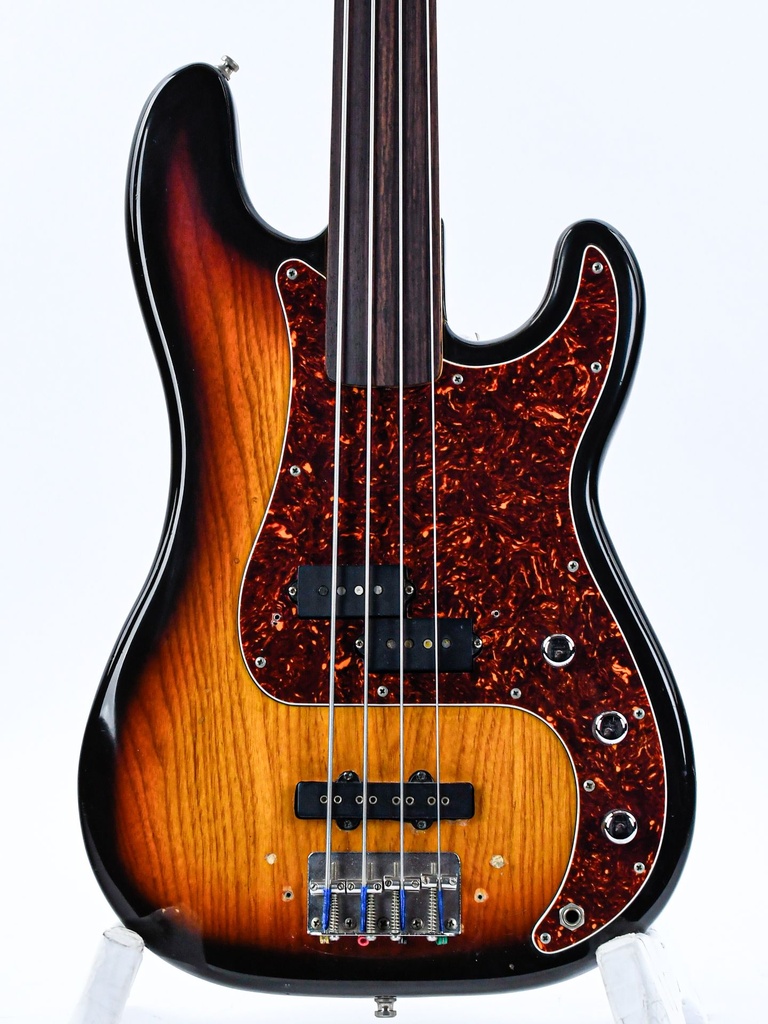 Fender Precision Bass Fretless  1978-3.jpg