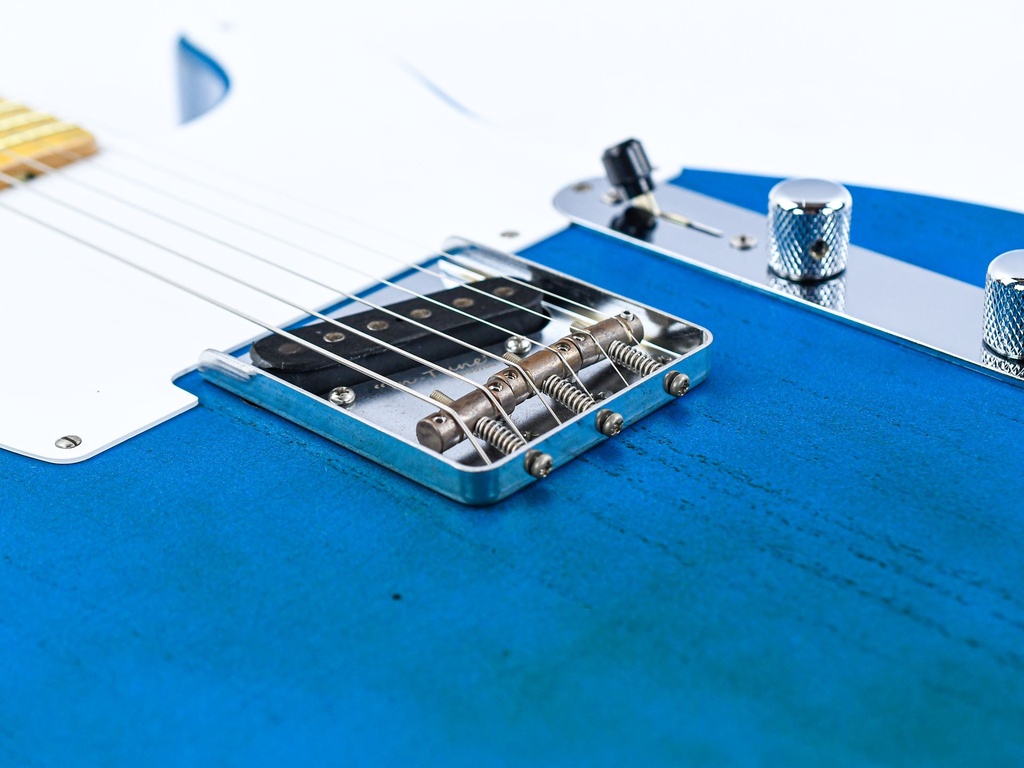 Kauffmann 56 E Paulownia Lake Placid Blue Light Aged-11.jpg