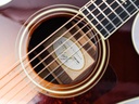 Taylor 712ce 12 Fret Sunburst 2014-11.jpg
