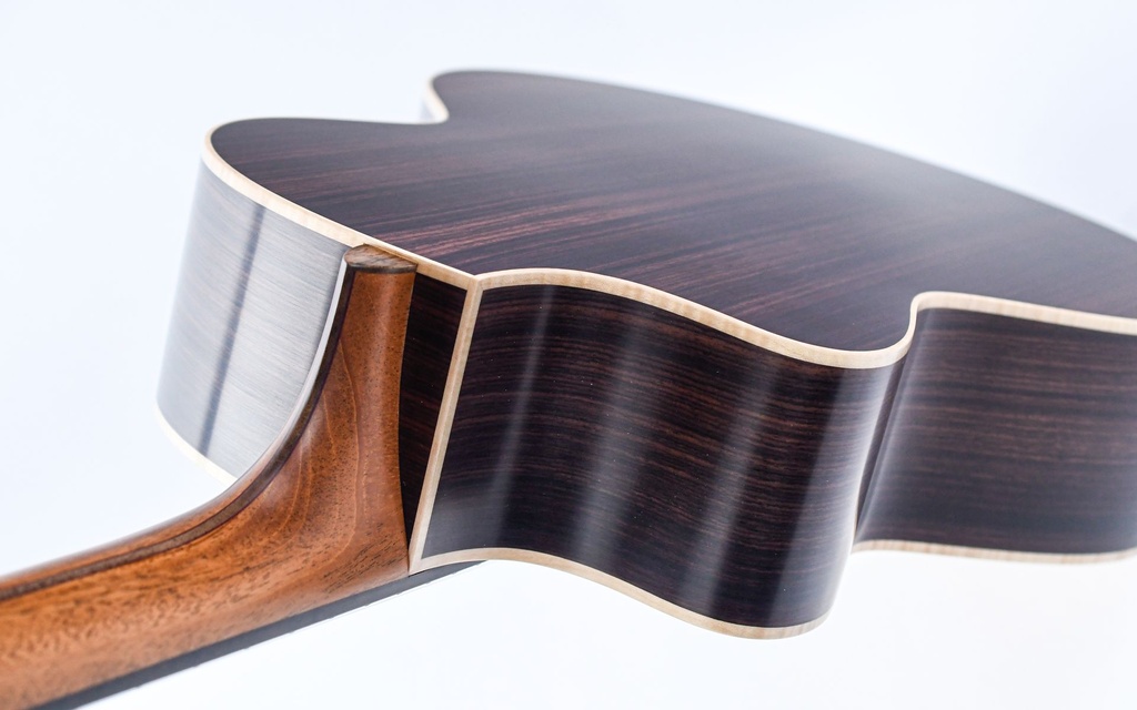 Lowden S32J Jazz Nylon Crossover #28378-10.jpg
