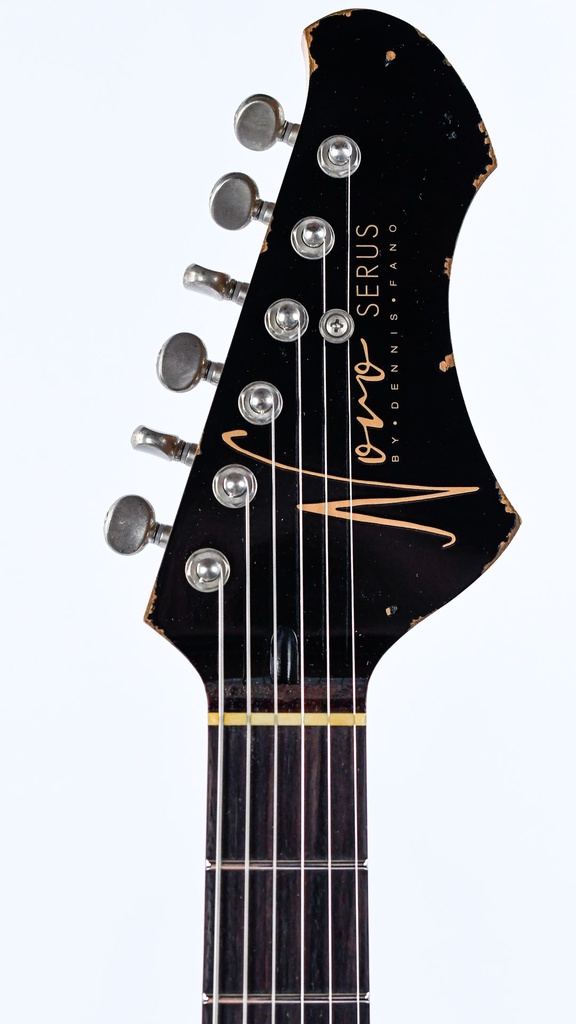 Novo Serus J Dakota Red over '64 3-Tone Sunburst-6.jpg