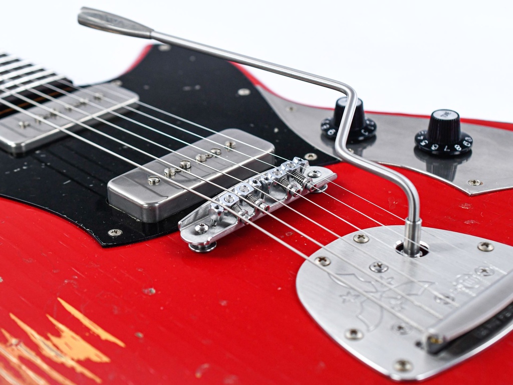 Novo Serus J Dakota Red over '64 3-Tone Sunburst-12.jpg