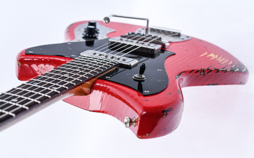 Novo Serus J Dakota Red over '64 3-Tone Sunburst-10.jpg