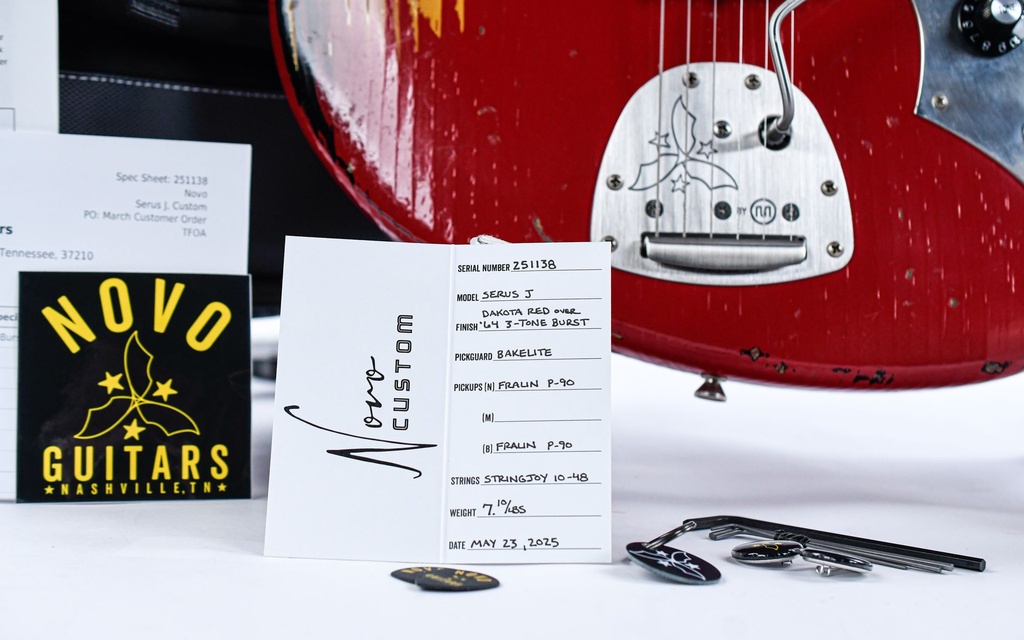 Novo Serus J Dakota Red over '64 3-Tone Sunburst-2.jpg