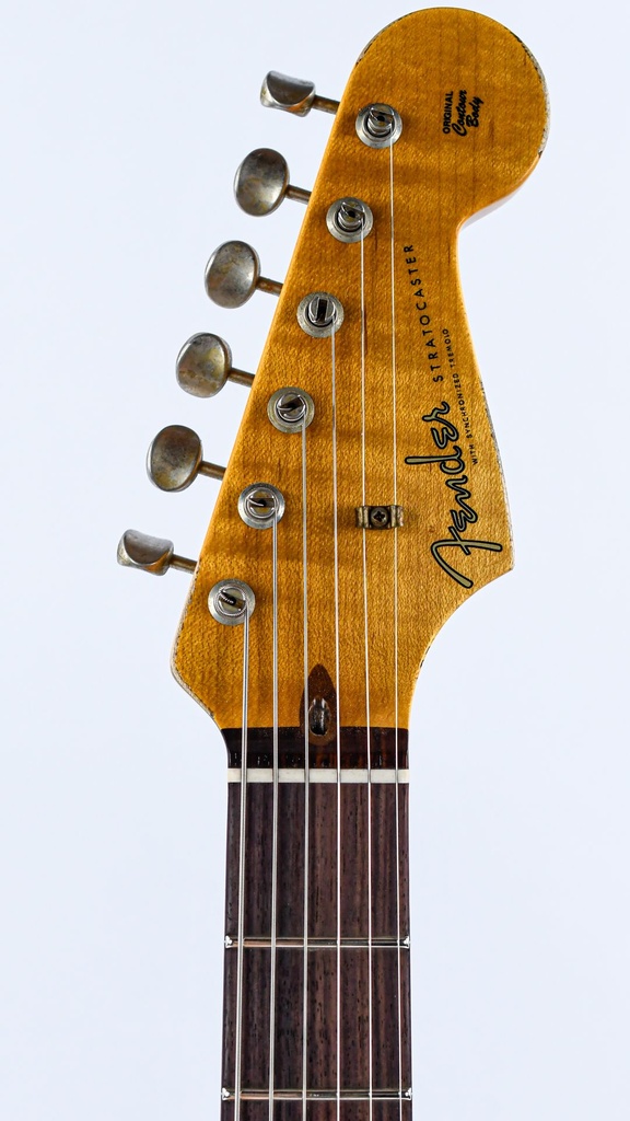 Fender Custom Shop 60 Stratocaster Purple Sparkle HSS Relic-5.jpg