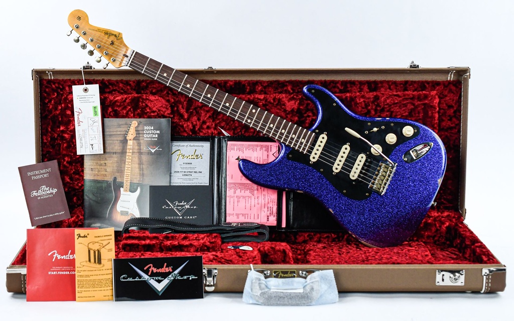 Fender Custom Shop 60 Stratocaster Purple Sparkle HSS Relic-1.jpg
