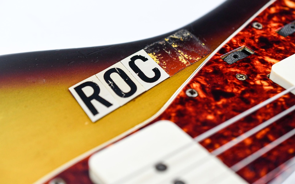 Fender Jazzmaster Sunburst 1966-11.jpg