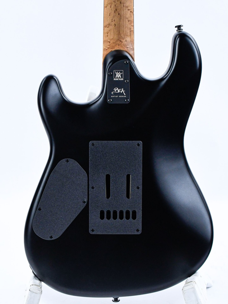 Music Man Sabre Rabea Massaad Vileblood Burst-6.jpg