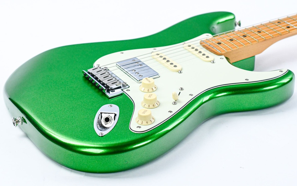 [MX21149856] Fender Stratocaster Player Plus HSS 75th Ann. Candy Green 2021-11.jpg