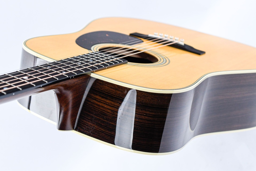 Martin D28 Refresh Natural 2025-8.jpg