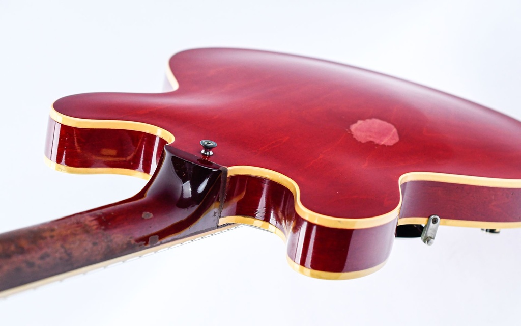 Gibson ES335 Cherry 1964-9.jpg