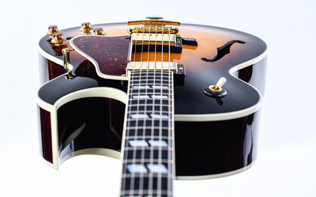 Gibson L4 CES Sunburst 2011-13.jpg
