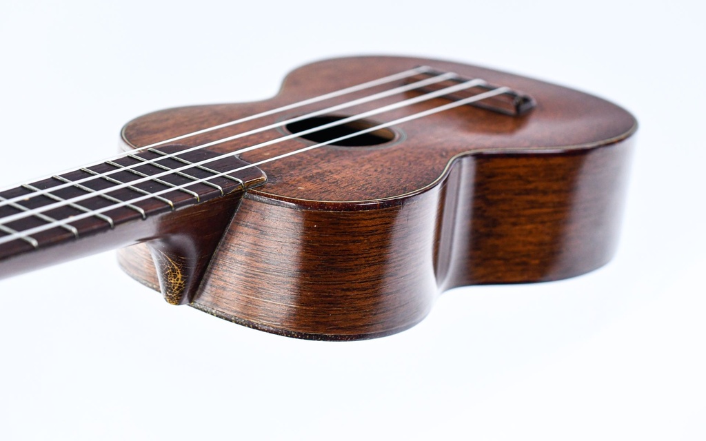 Martin Style 1 Soprano Ukulele 1940s-8.jpg