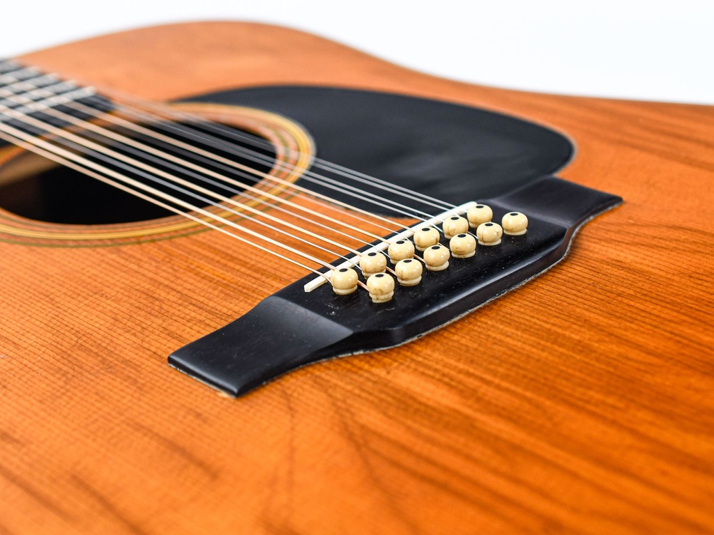Martin D12-28 12-String 1972-10.jpg