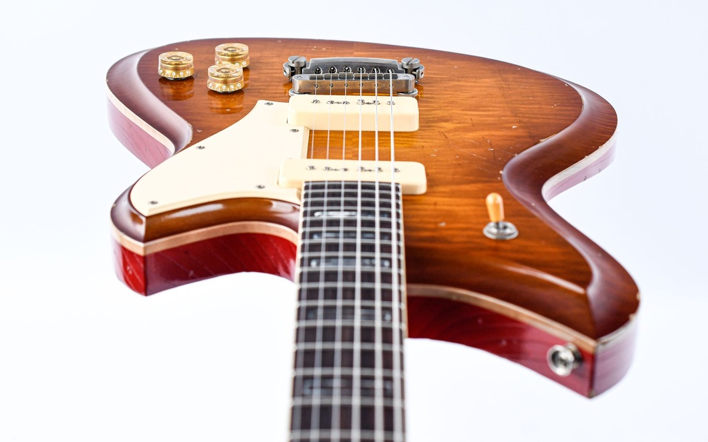 Novo Serus P2 Carve Top Flamed Maple Faded Tea Burst-14.jpg