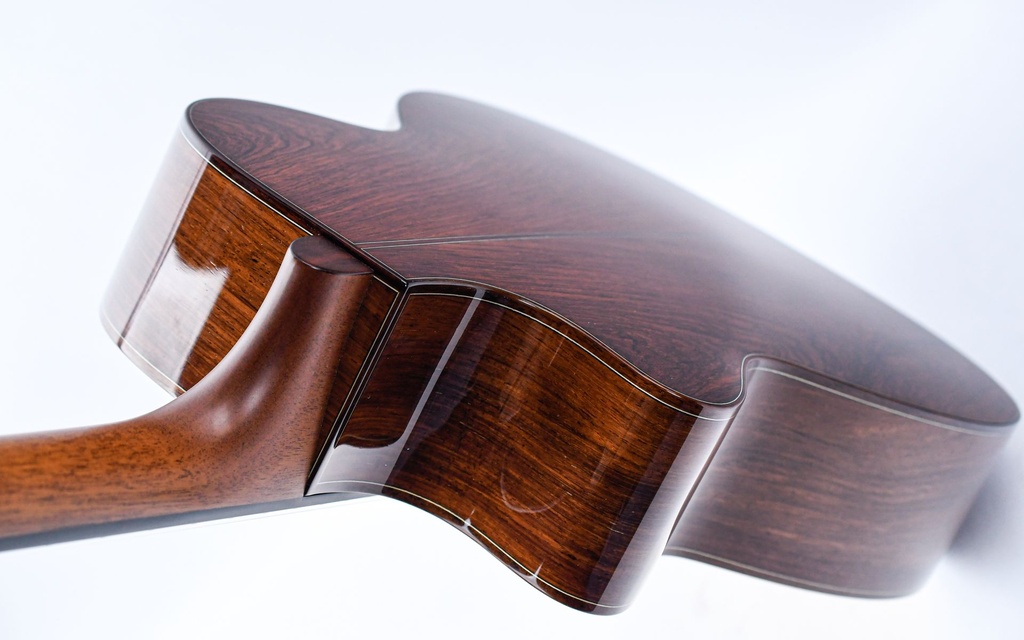 BSG OM32CF Crossover Nylon Madagascar Rosewood Spruce 2022-9.jpg