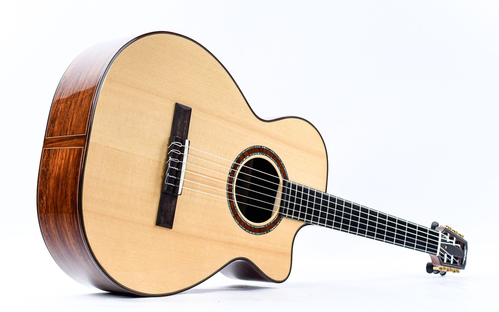 BSG OM32CF Crossover Nylon Madagascar Rosewood Spruce 2022-12.jpg
