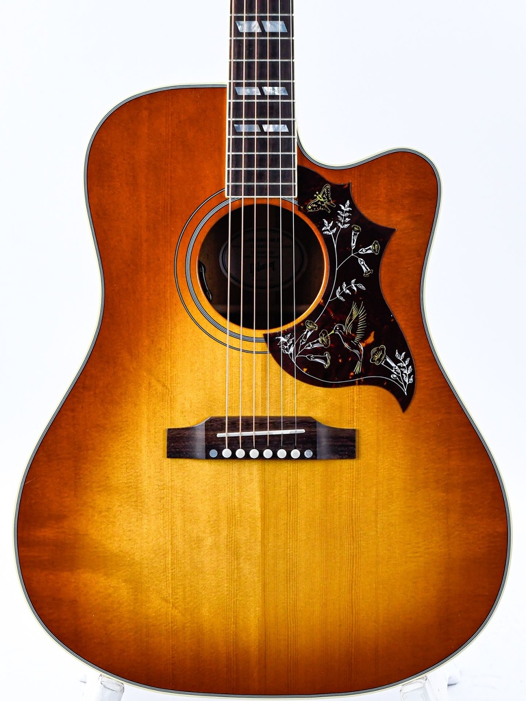 [MCSSHBECHCS] Gibson Hummingbird Standard EC Heritage Cherry Sunburst-3.jpg