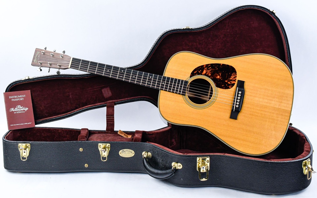 [1639601] Martin HD28V Rosewood Spruce 2012-1.jpg