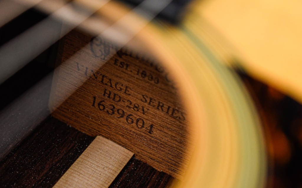 [1639601] Martin HD28V Rosewood Spruce 2012-12.jpg