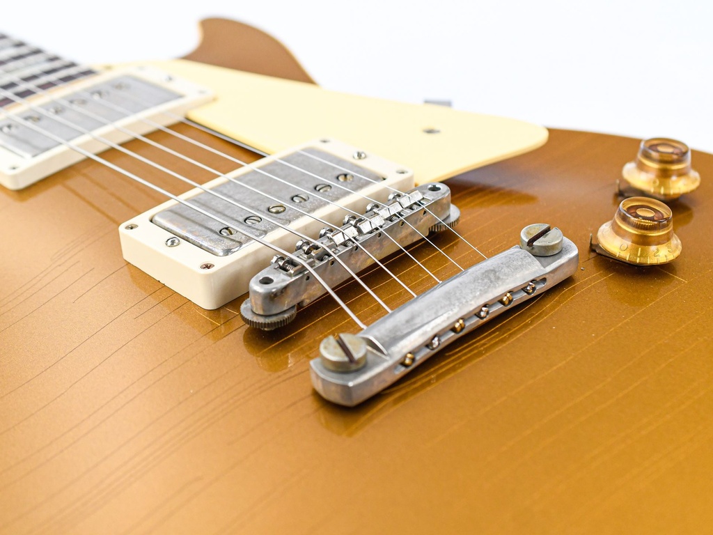 Gibson 1957 Les Paul Goldtop Reissue Ultra Light Aged Double Gold-10.jpg