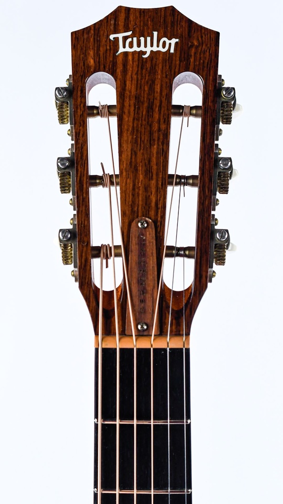 Taylor 414CE Limited Edition 2006-4.jpg