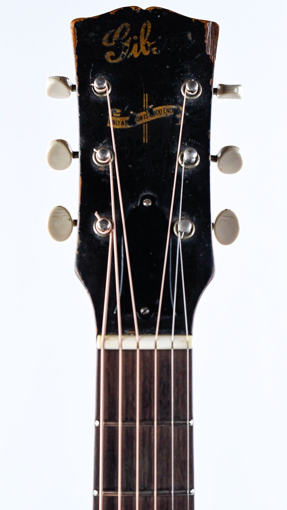 Gibson LG2 Satin Banner 1944-4.jpg