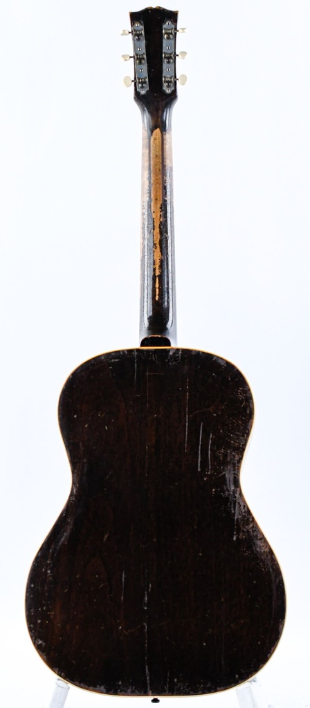 Gibson LG2 Satin Banner 1944-7.jpg