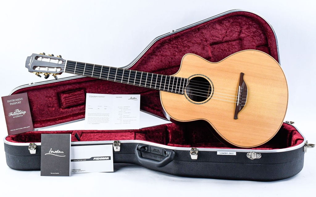 Lowden S35J Brazillian Alpine Spruce 2014-1.jpg