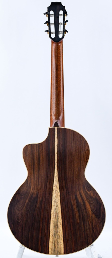 Lowden S35J Brazillian Alpine Spruce 2014-9.jpg