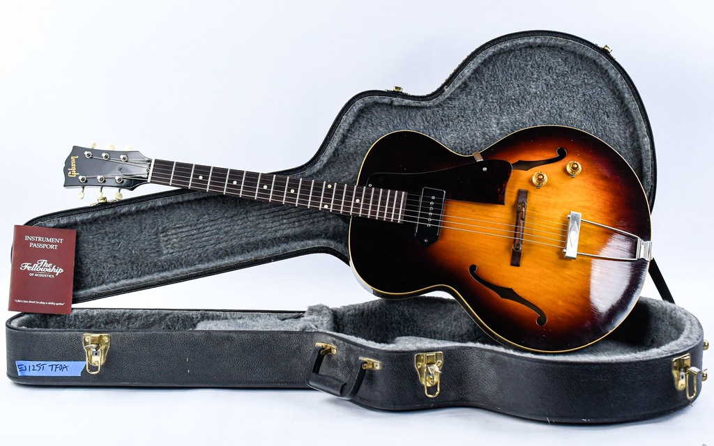 Gibson ES125T 1960-1.jpg