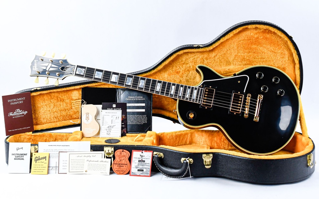 Gibson 1957 Les Paul Custom Reissue 2-Pickup VOS Ebony-1.jpg